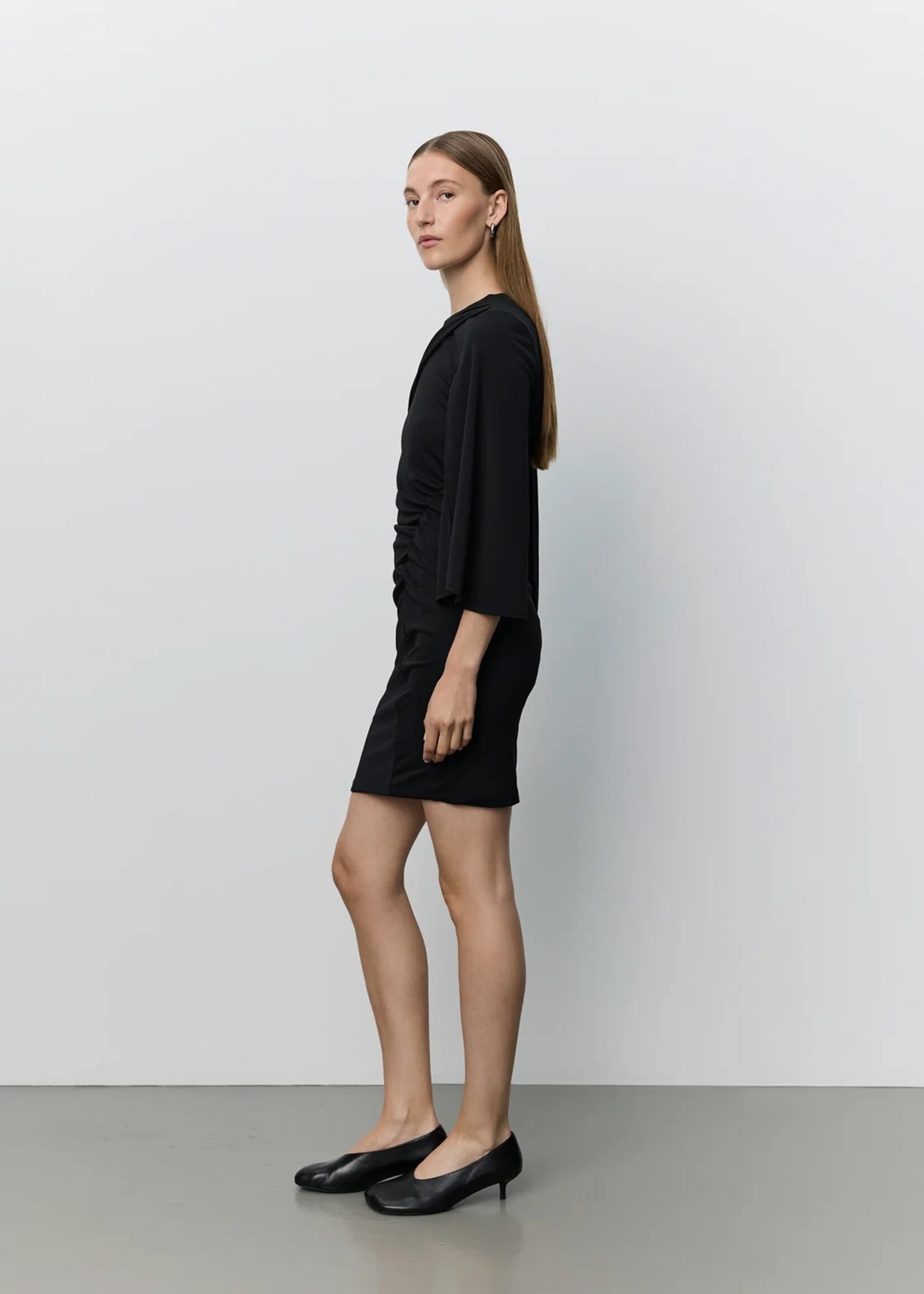 SOFIE SCHNOOR CARLIASW CAPE MINI DRESS
