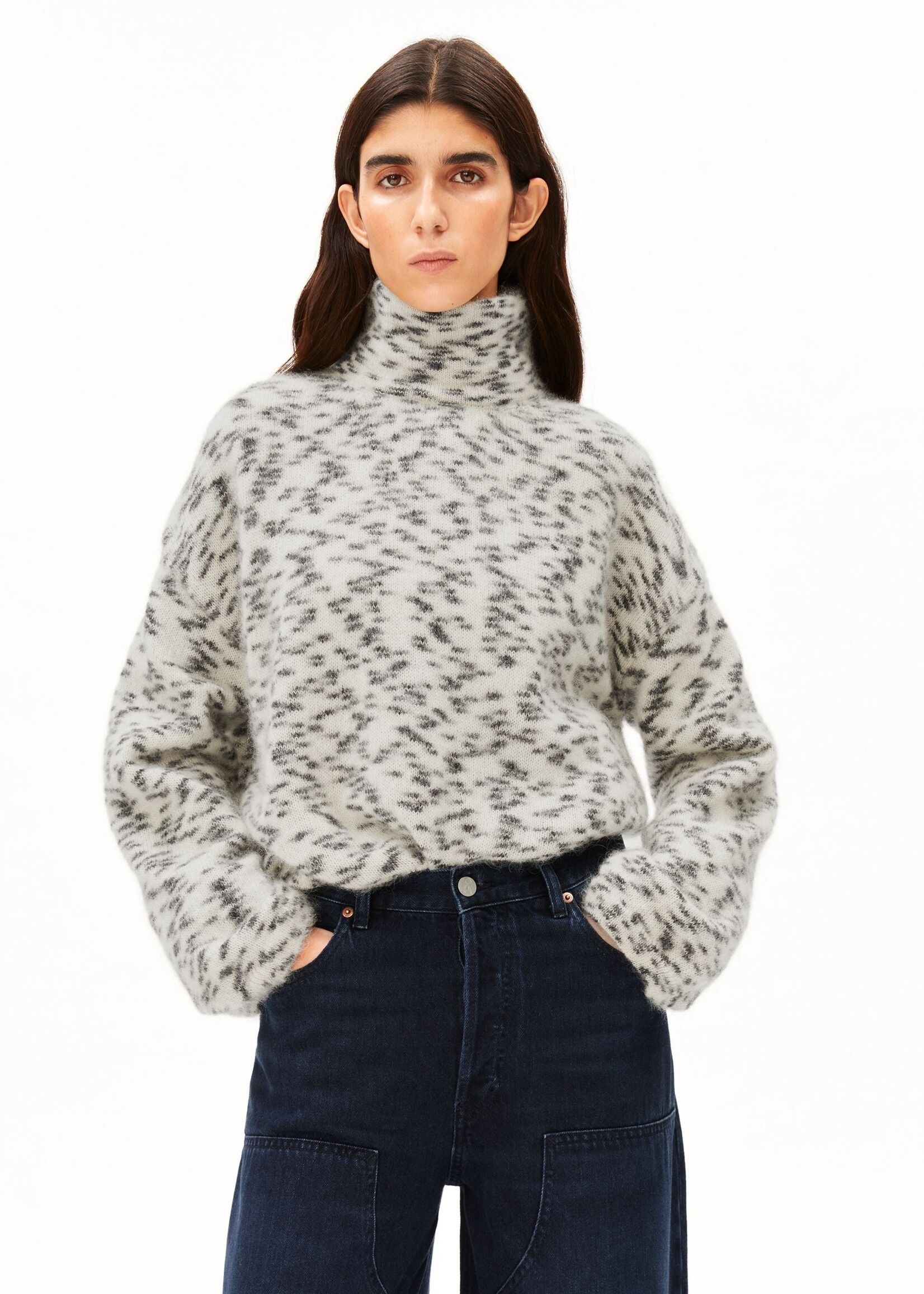 ARMEDANGELS MOHAIR BLEND DOTS KNIT