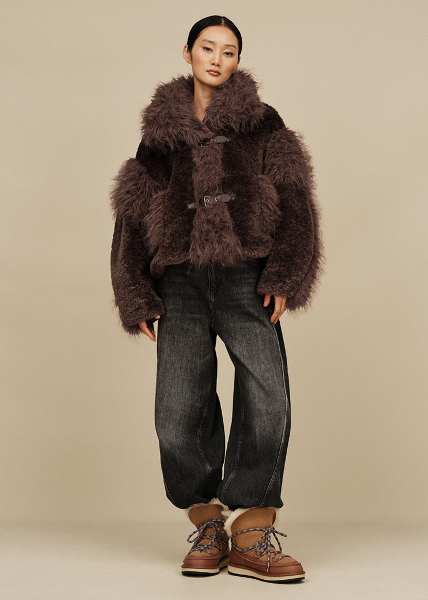 UGG CLASSIC TREAD BOOT