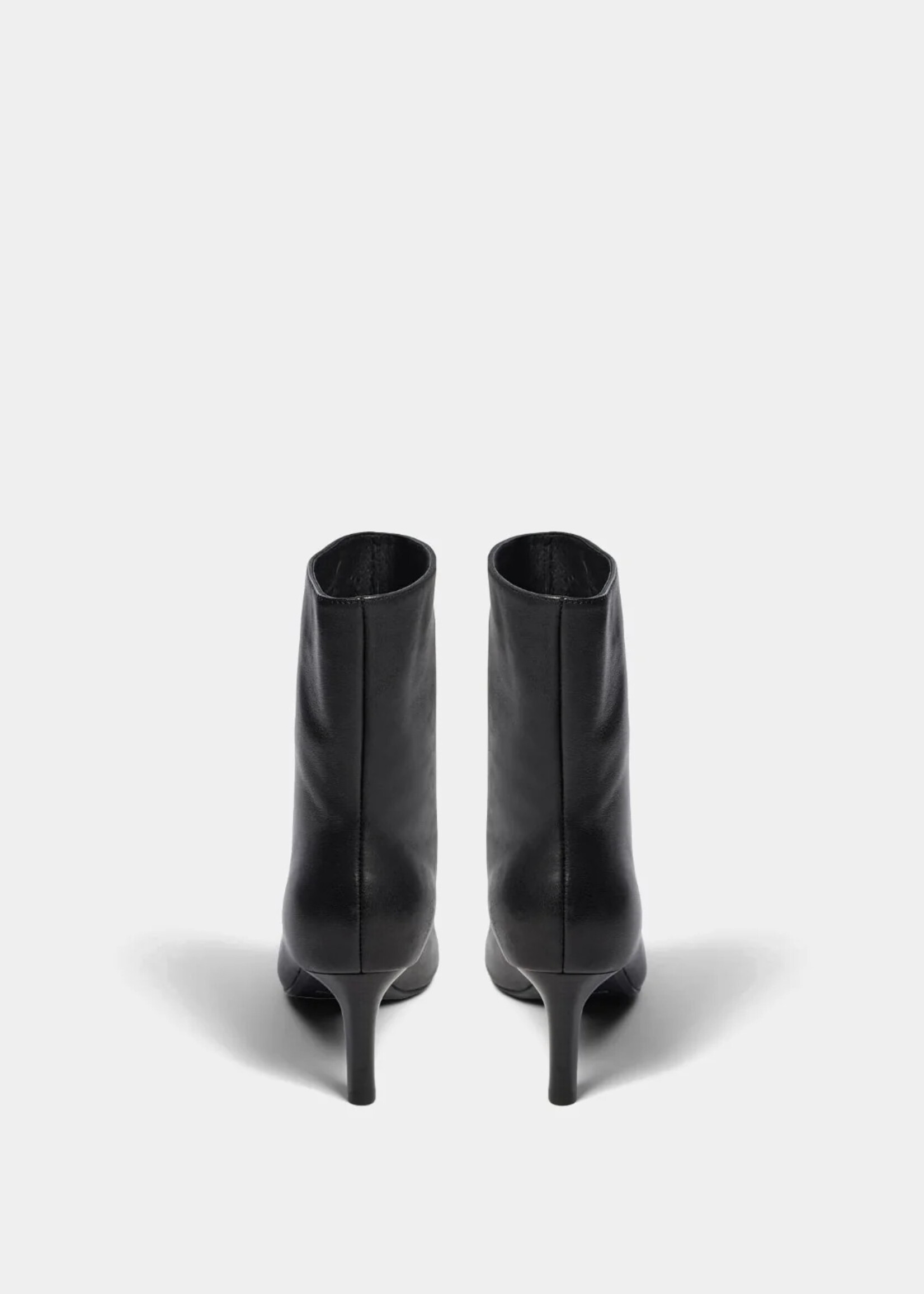 SOFIE SCHNOOR DALLAS ANKLE BOOTS
