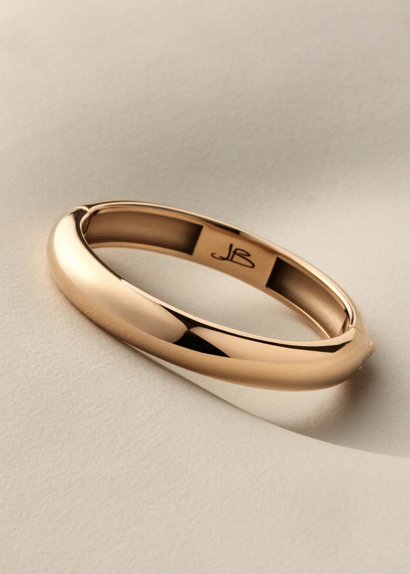 JENNYBIRD GIA MEGA BANGLE