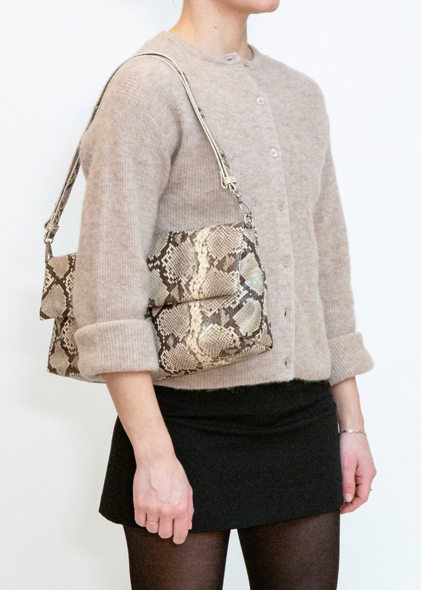ARLENE SCALY STRUCTURE TOTE BAG