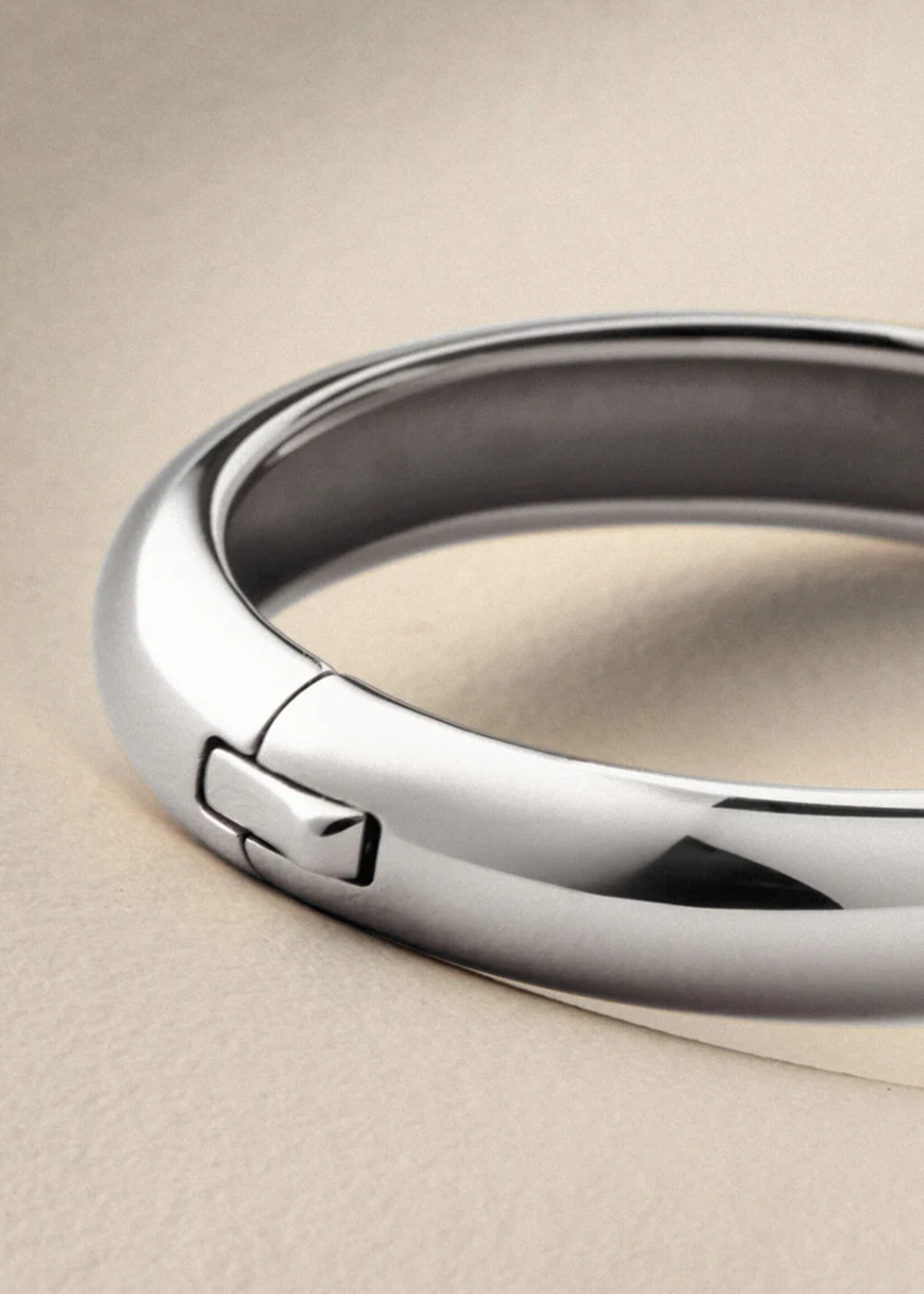 JENNYBIRD GIA MEGA BANGLE