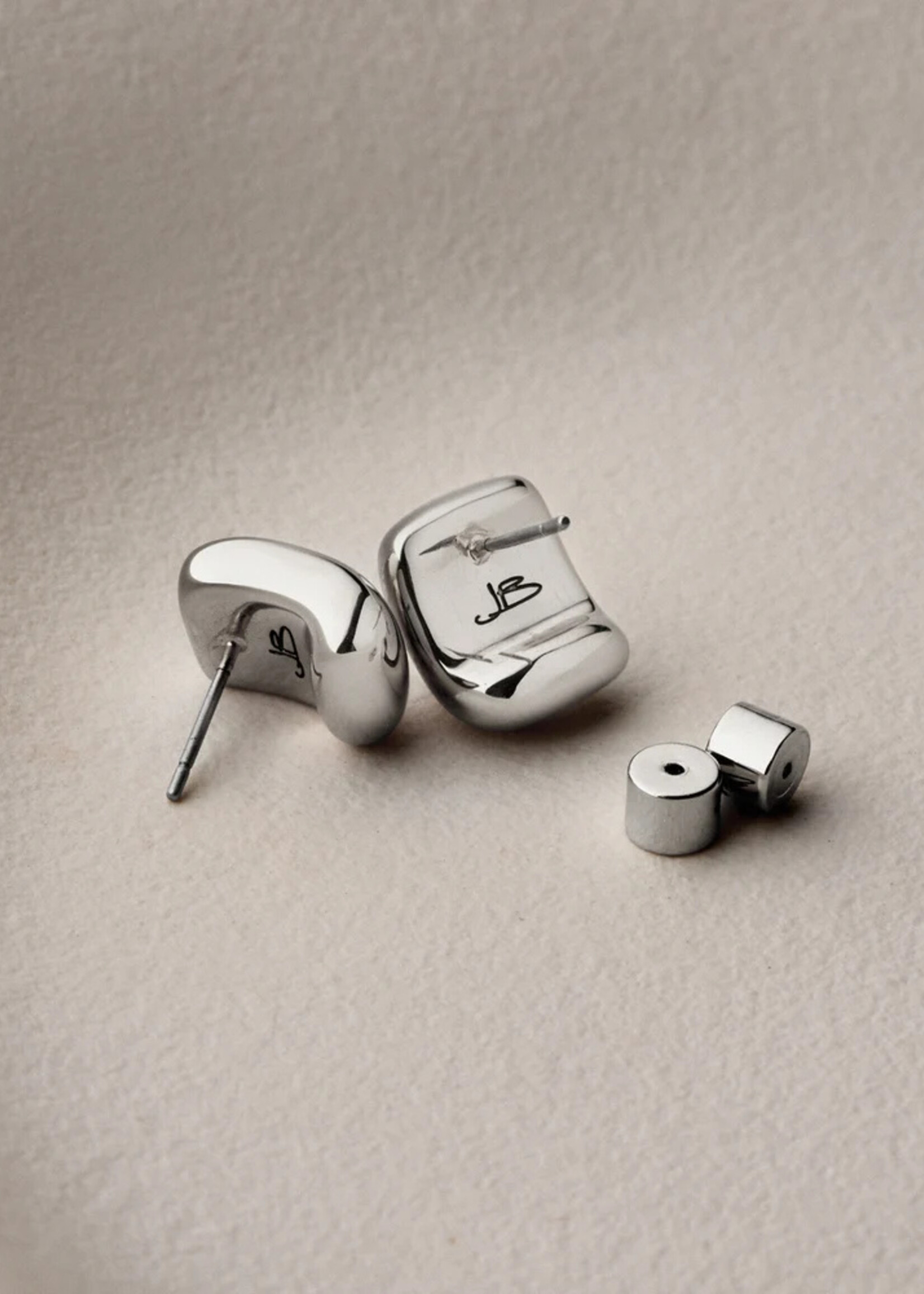JENNYBIRD SMALL TATE EARRING