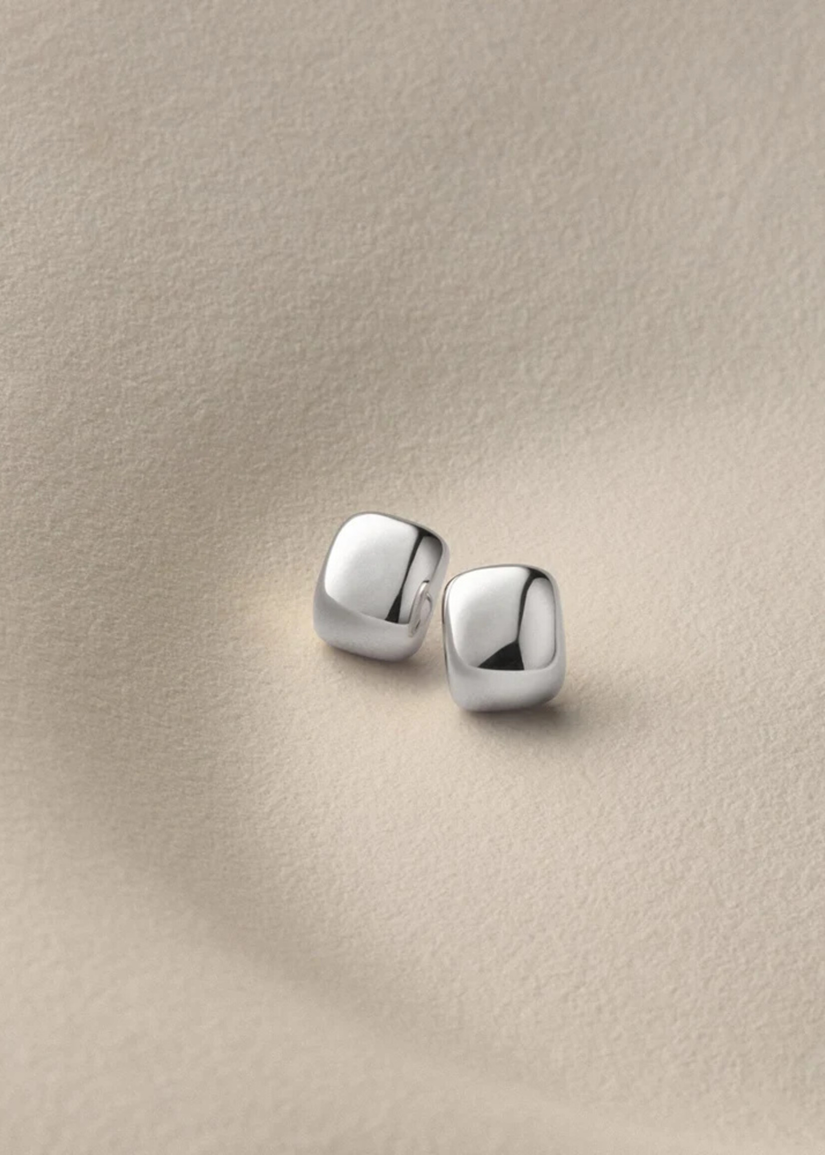 JENNYBIRD SMALL TATE EARRING