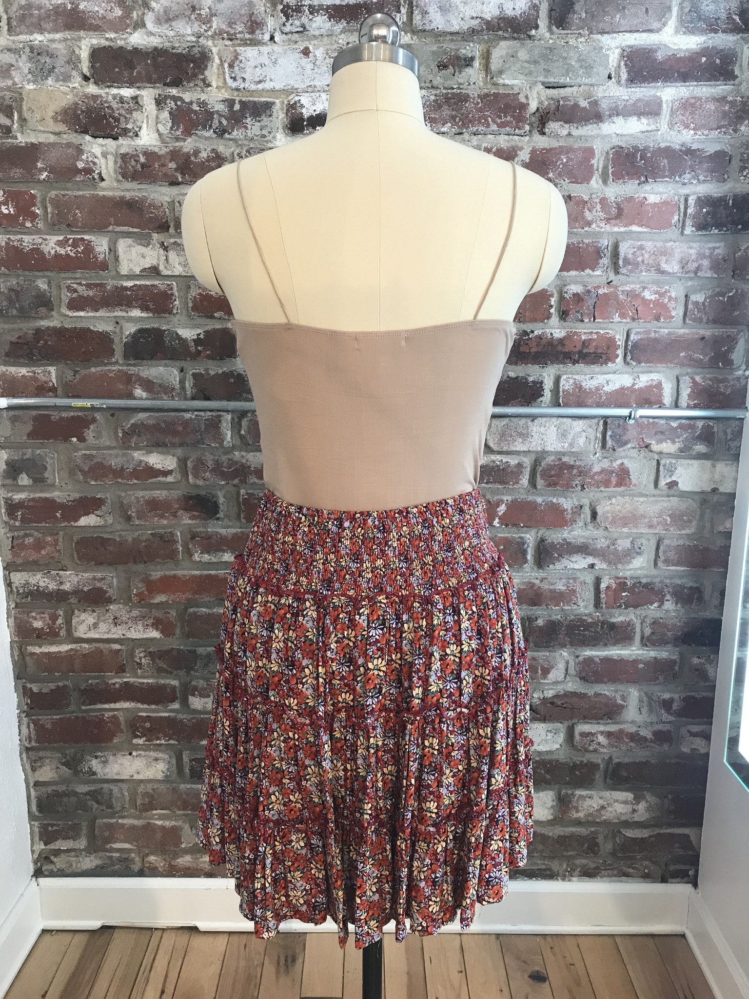 Easel Flower Power Mini Skirt in Rust