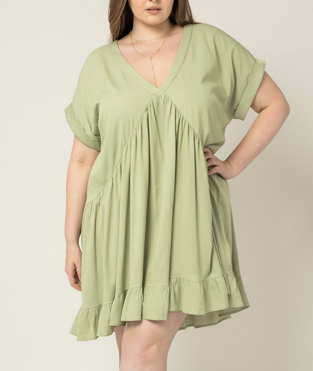 Gilli "Stems & Petals" V Neck Tiered Plus Dress