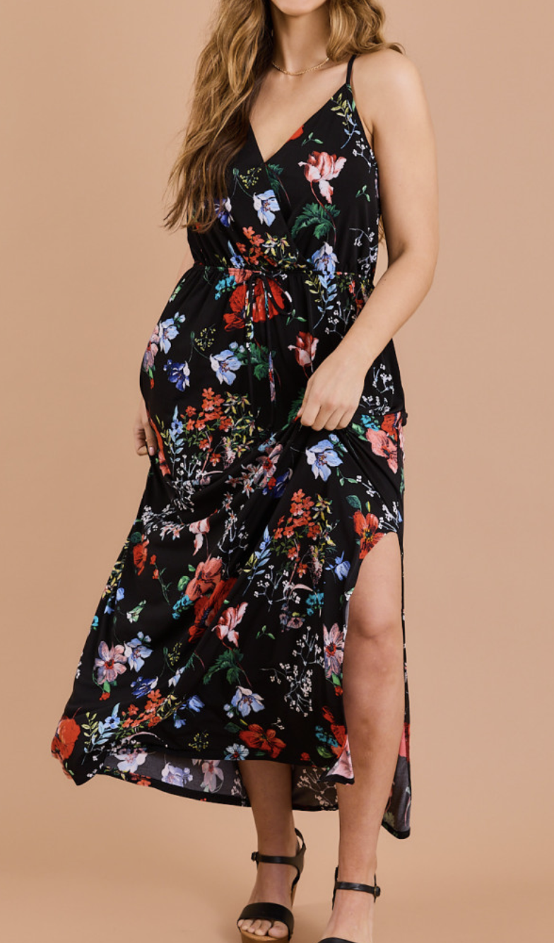 Gilli "Florally Fun" V Neck Floral Plus Dress