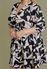 Gilli "Abstract Thought" Mini Plus Dress