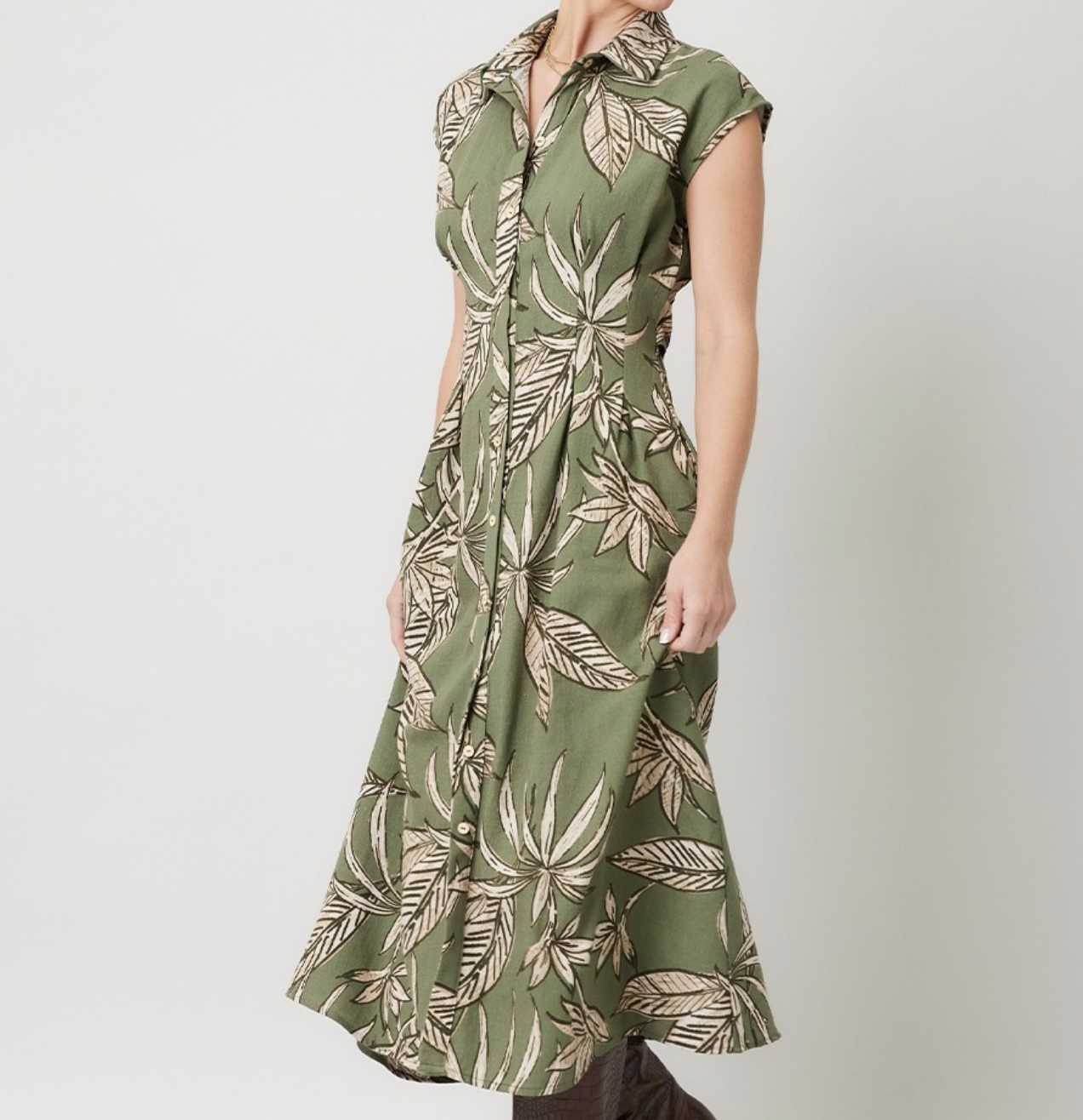 Illa Illa "Leaf Them Wanting More" Midi Dress