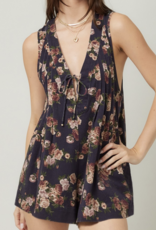 Illa Illa "A Romp in the Garden" Romper