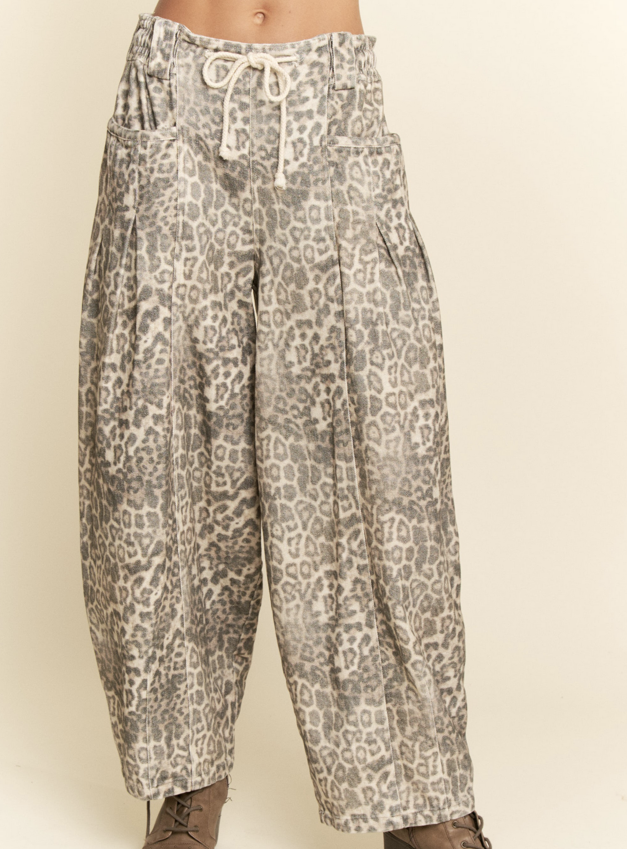 Davi&Dani "Let the Cat Out the Barrel" Jeans