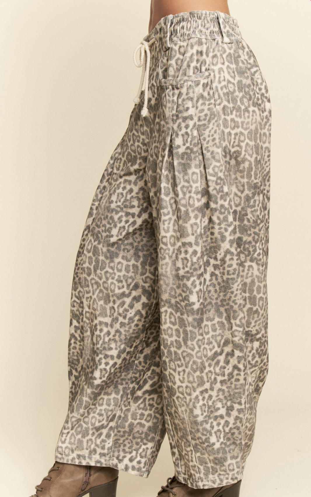 Davi&Dani "Let the Cat Out the Barrel" Jeans