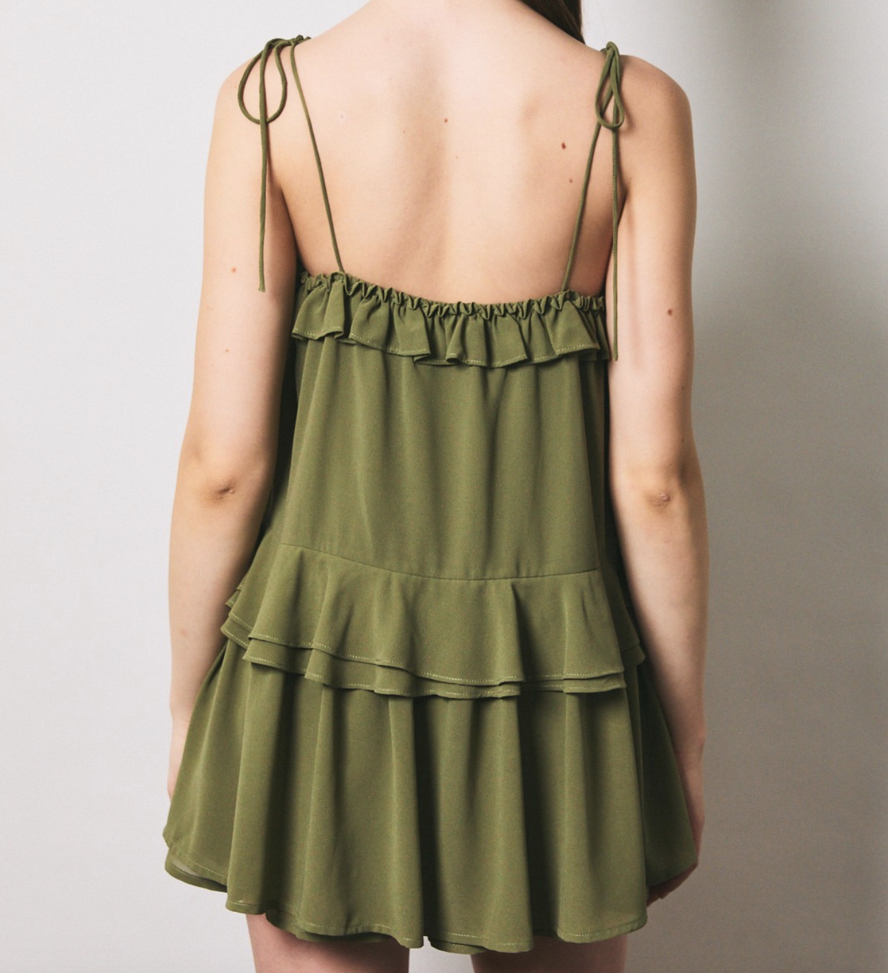 Le Lis "Gone Foragin'" Romper