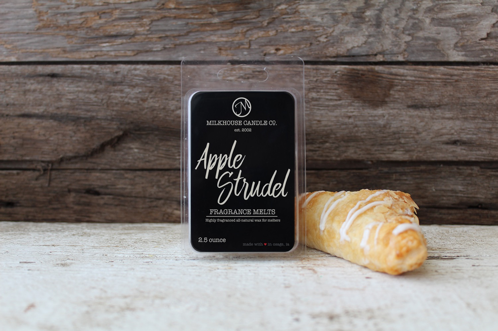 5.5 oz Fragrance Melt:  Apple Strudel