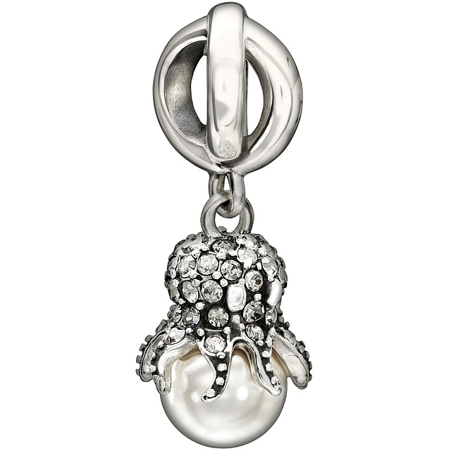 Chamilia Octopus Garden - Crystal Silver Shade Swarovski & Cream Rose Swarovski Pearl