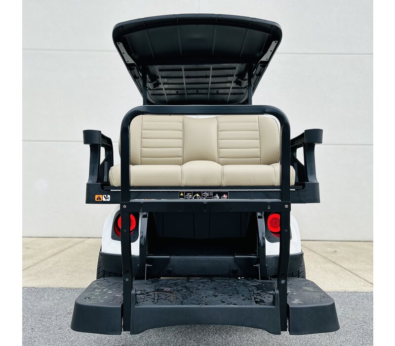 2026 E-Z-GO EXPRESS S6 ELiTE 4.2 (BRIGHT WHITE)