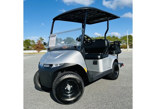 2024 E-Z-GO VALOR 4-E (PLATINUM)