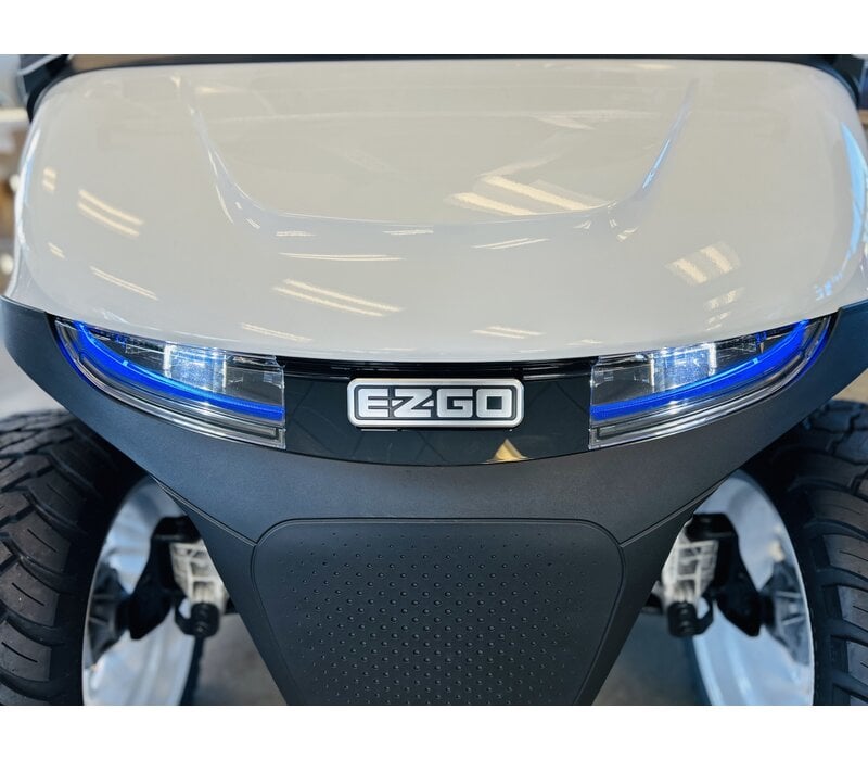 2024 E-Z-GO RXV-ELITE 2.2 (BRIGHT WHITE)