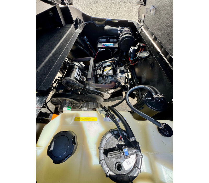 2022 E-Z-GO EXPRESS L6 EFI BLACK (LSV) DEALER CERTIFIED