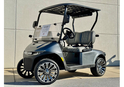 2026 E-Z-GO RXV GOLFER ELiTE 4.2 GOLFER (METALLIC CHARCOAL)