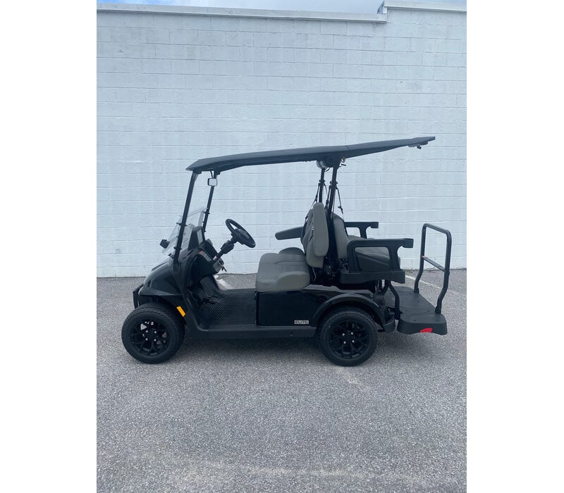 2026 E-Z-GO RXV 4  ELiTE 4.2 TOURING STL PKG  (BLACK)