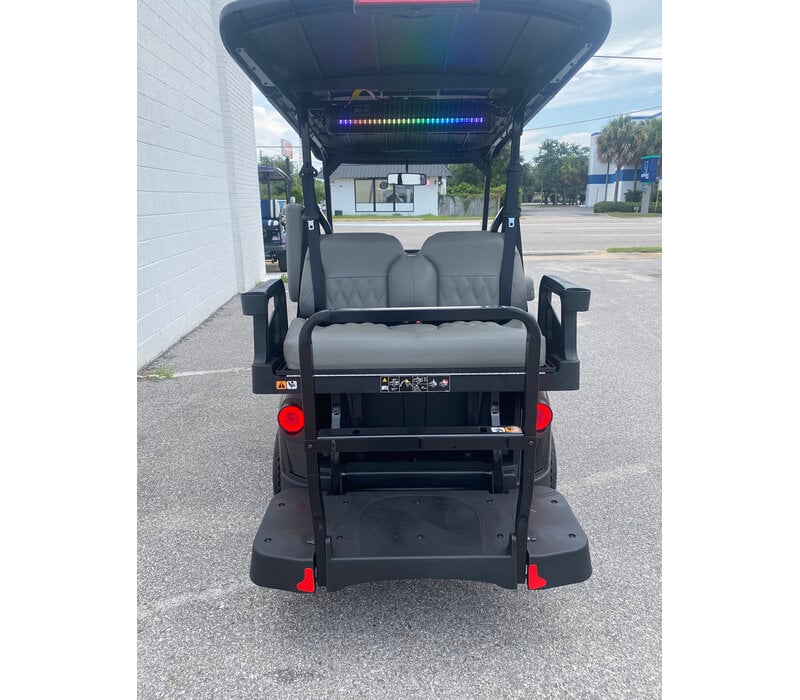 2026 E-Z-GO RXV 4  ELiTE 4.2 TOURING STL PKG  (BLACK)