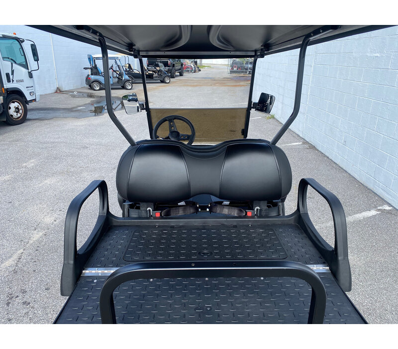 2004 CLUB CAR PRECEDENT 48V 4" LIFT 4 PASSENGER (BLACK)