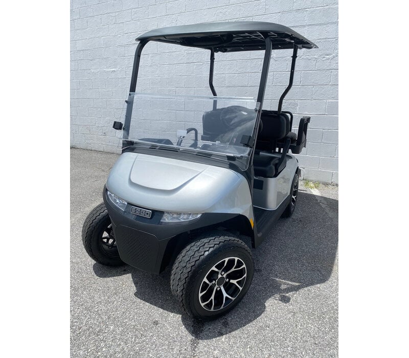 2027 E-Z-GO RXV VALOR 4 EFI S+ PKG (PLATINUM)