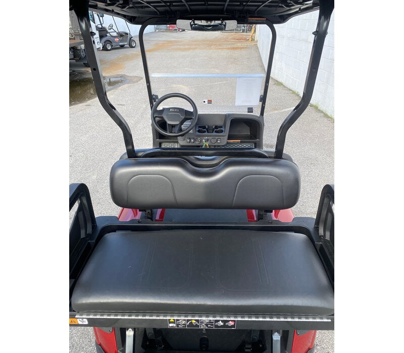 2027 E-Z-GO RXV VALOR 4 48V S+ PKG (INFERNO RED)
