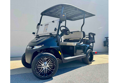 E-Z-GO 2027 E-Z-GO VALOR 4 EFI (BLACK)