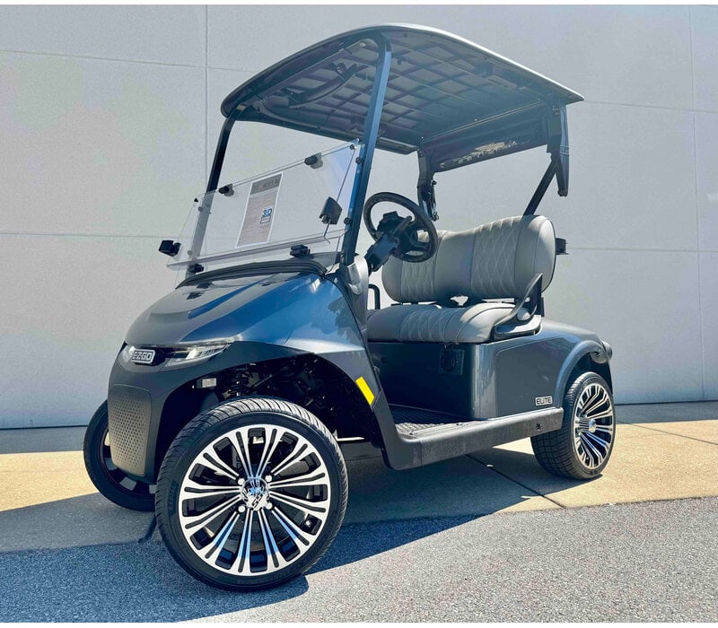 2027 E-Z-GO RXV GOLFER ELiTE 4.2 GOLFER (METALLIC CHARCOAL)