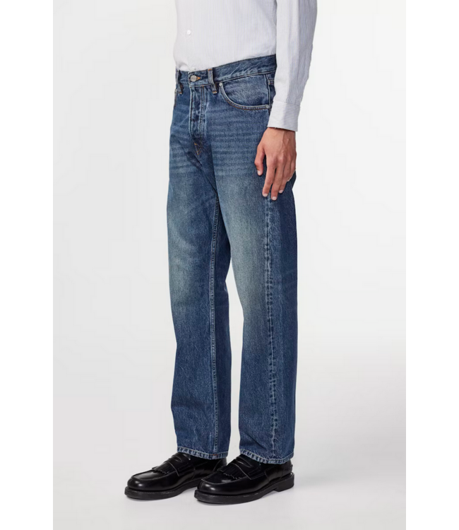 No Nationality NNO7 Sonny Relaxed Straight Leg Jean