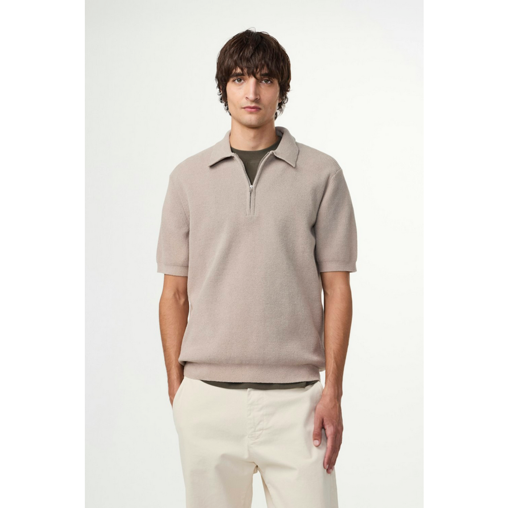 No Nationality NNO7 Danny Zip Polo