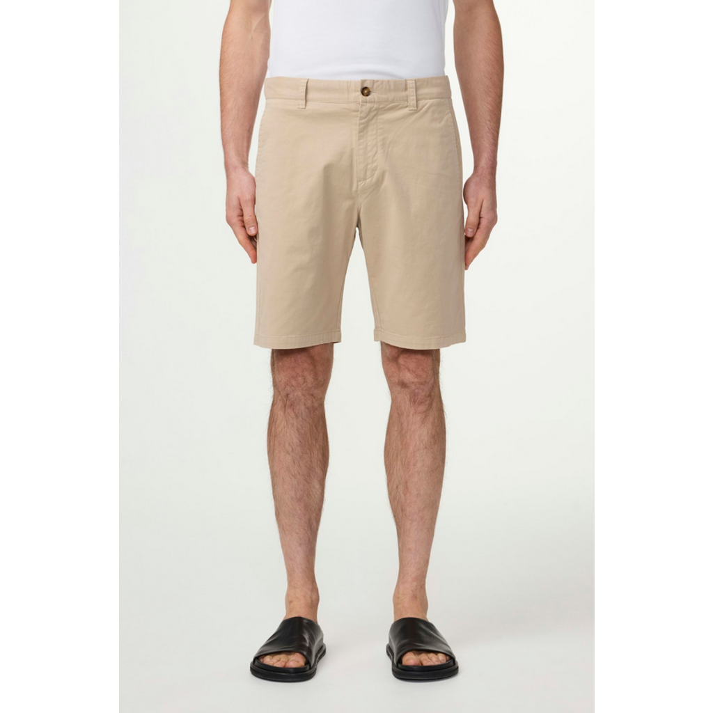 No Nationality NNO7 Crown 1090 Short