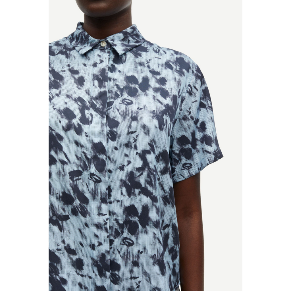 SAMSOE SAMSOE Majan Blurred Flower Shirt