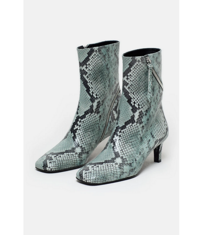 CLOSED Zip Ankle Boot