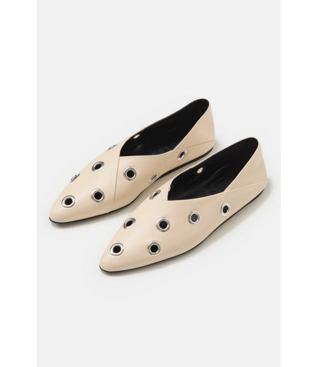 CLOSED Grommet Ballerina Flat