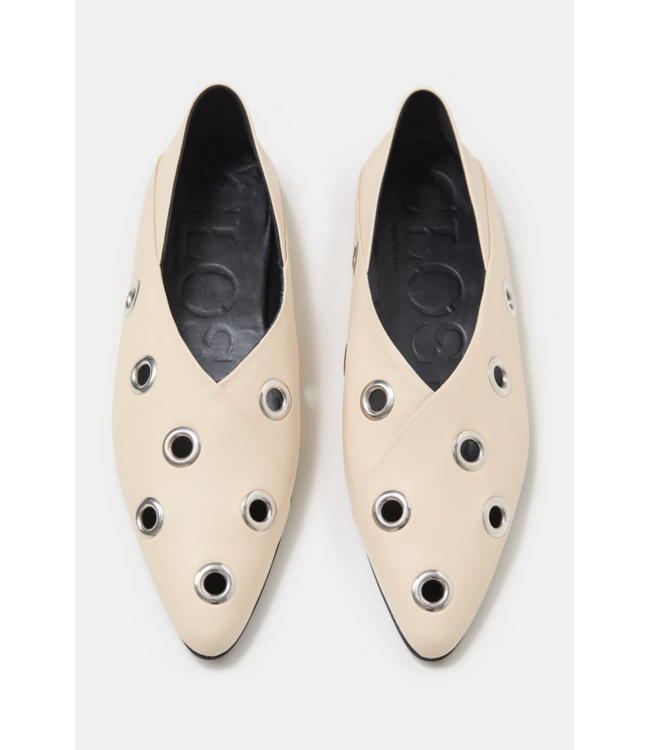 CLOSED Grommet Ballerina Flat