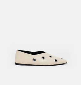 CLOSED Grommet Ballerina Flat