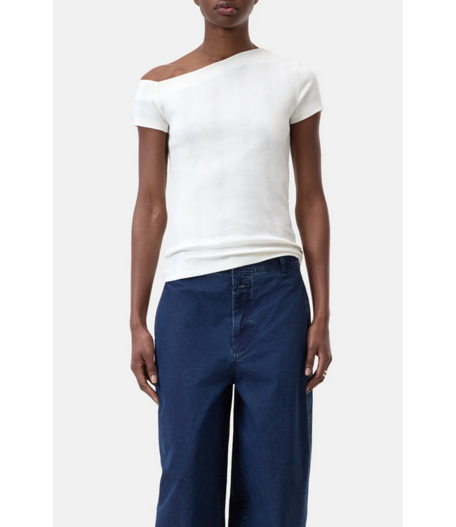 CLOSED Asymetric Top