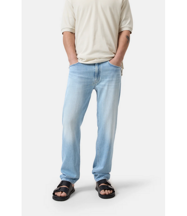 Closed Closed Cooper True