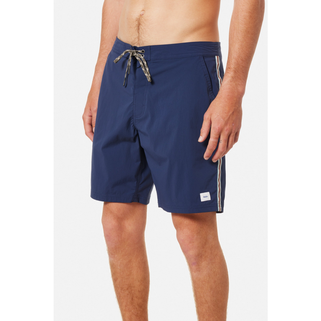 Katin USA KATIN Theo Trunk