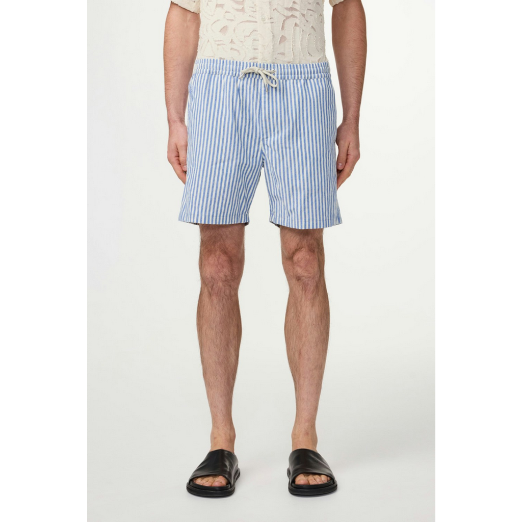 No Nationality NNO7 Gregor 5246 Short