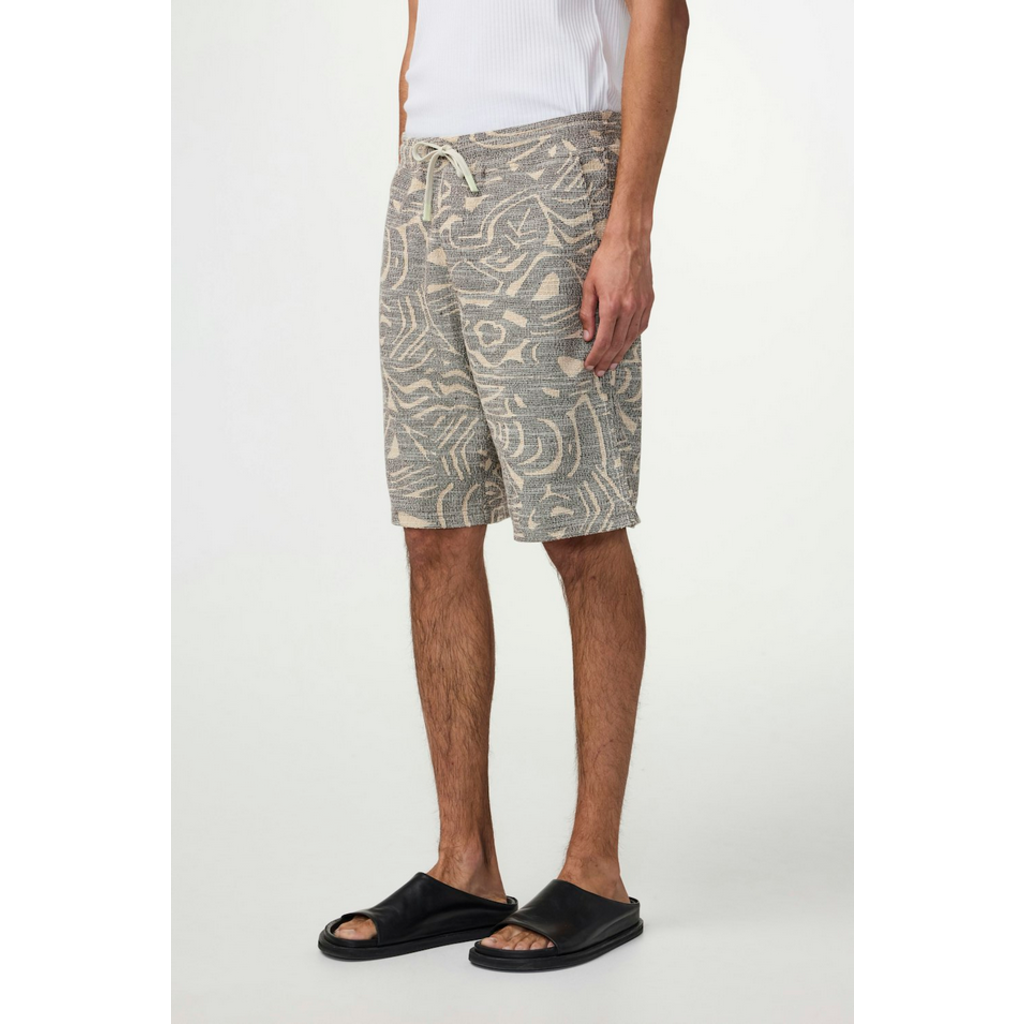 No Nationality NNO7 Jerry 3420 Short