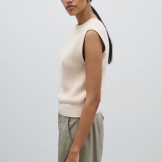 CLOSED Sleeveless Knit Crew