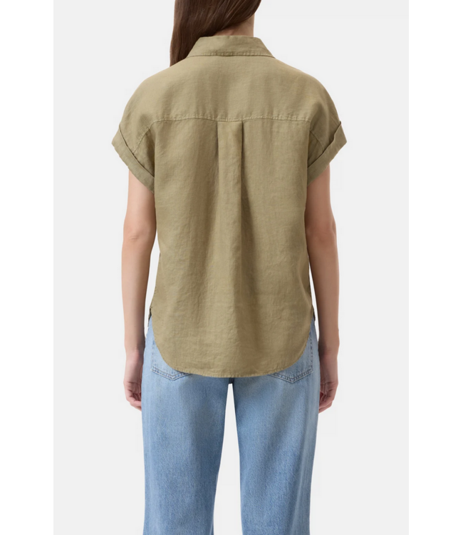 CLOSED Sleeveles BU Top