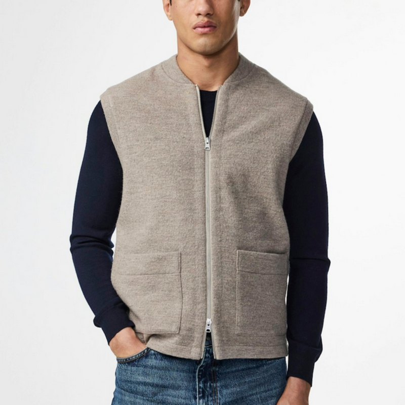 No Nationality NNO7 Merino Vest