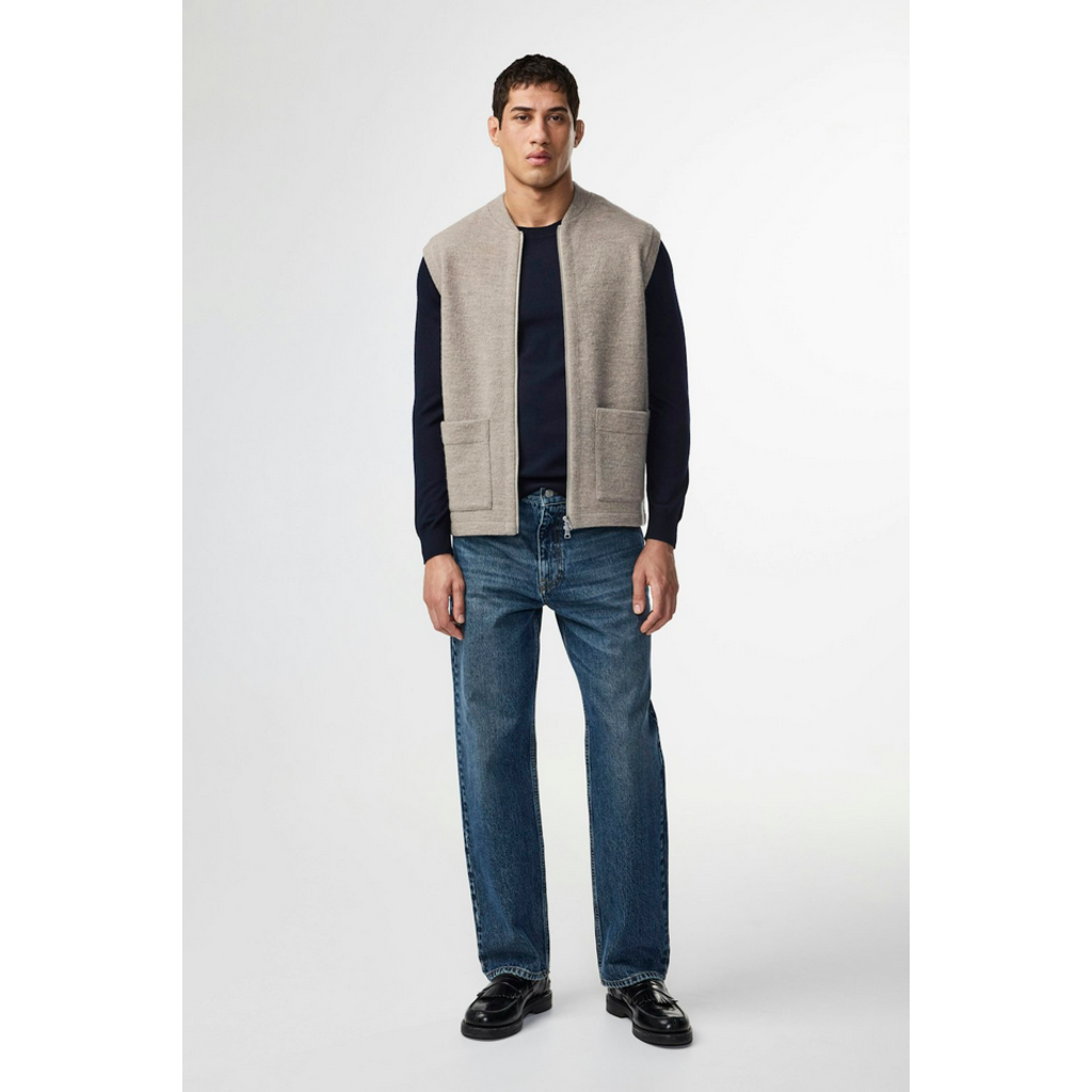 No Nationality NNO7 Merino Vest