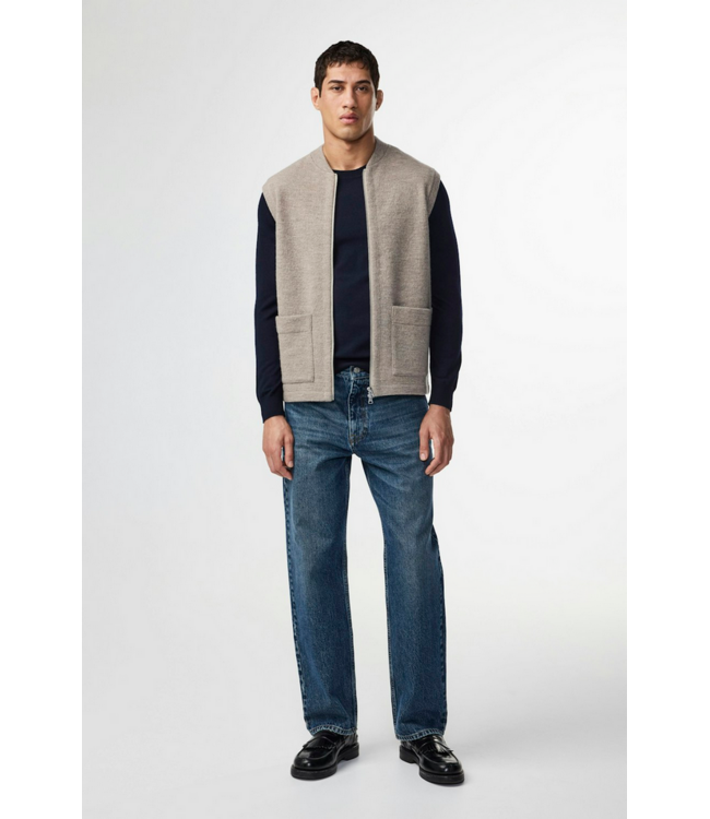 No Nationality NNO7 Merino Vest